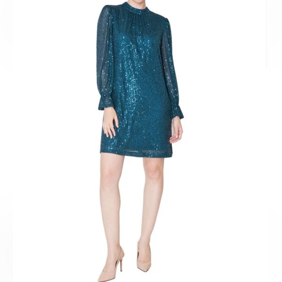 SEQUIN MOCK NECK SHEATH DRESS
Julia Jordan
SKU: JJ39804 - Picture 5 of 7